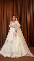 Dreamy Nikah Maxi-style Pishwas